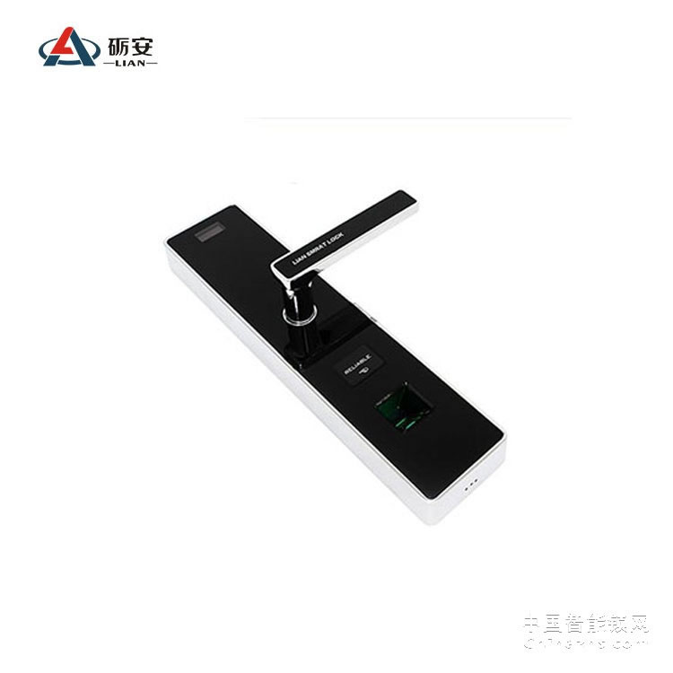 礪安無(wú)孔指紋鎖 LA1系列超強(qiáng)適配鎖體 采用4節(jié)5號(hào)堿性電池