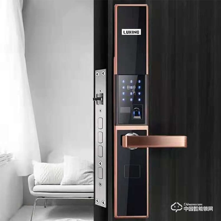 璐興智能鎖 app全自動(dòng)滑蓋半導(dǎo)體智能鎖