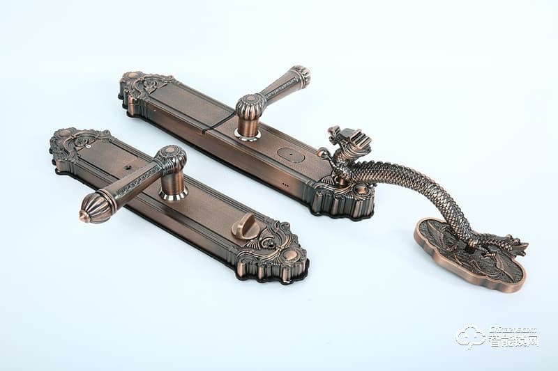 歐慕斯智能鎖 復(fù)古別墅大門智能鎖