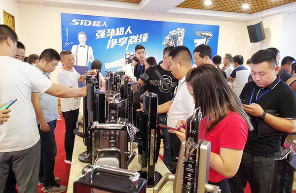 超人智能鎖2019全國經銷商大會在12月24日召開，期待您的到來！