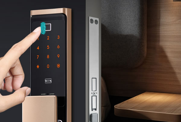 3999元！三星推出高端智能指紋鎖：門鎖都要拼性能了？