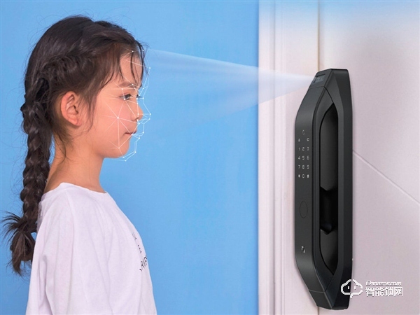 小米有品眾籌小嘀人臉識別智能鎖R5：刷臉秒開！