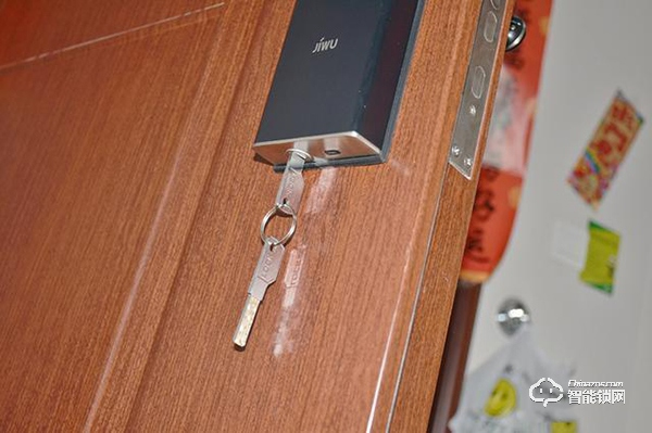 999媲美3999,是誰在攪局智能鎖市場?網友:蘇寧小Biu干的 999媲美3999,是誰在攪局智能鎖市場?網友:蘇寧小Biu干的