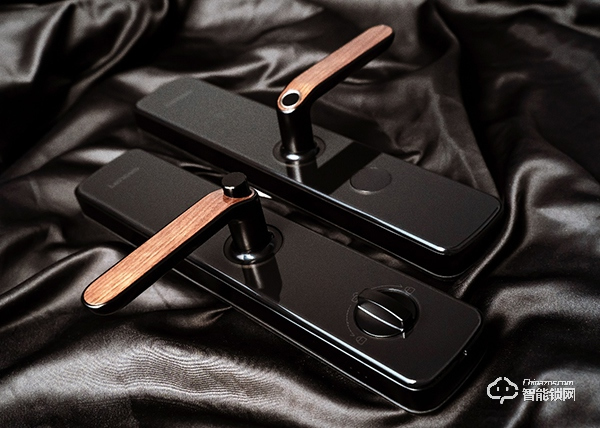 智能門鎖怎么選？聯想智能門鎖E1超大指紋識別，安全又便捷