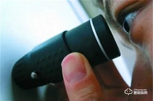 要有貓眼，又要規避掉貓眼的安全漏洞，用王力智能鎖就搞定啦