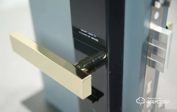 歐瑞博T1智能門鎖體驗(yàn)：指紋識(shí)別精準(zhǔn)支持多項(xiàng)智能防護(hù)