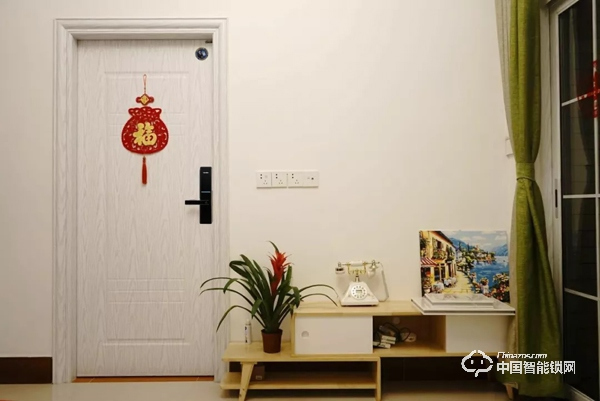 實際測評：亞太天能指紋鎖v1w 展現智能鎖的安全便捷