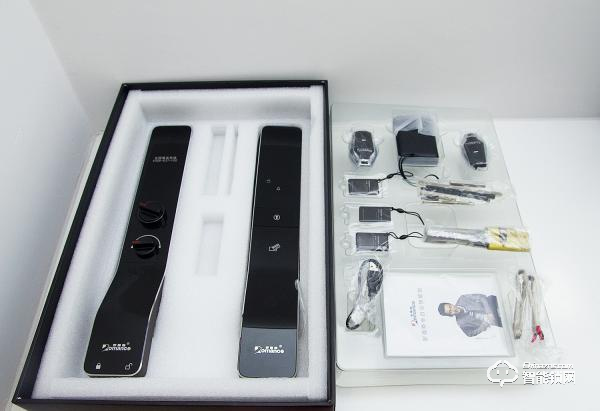 顛覆以往，全球超薄——羅曼斯DD5超薄全自動智能鎖測評