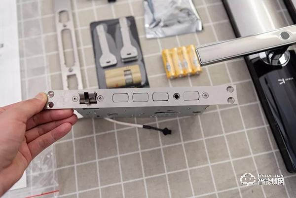 全家人的幸福守護，金指碼指紋鎖K51使用評測