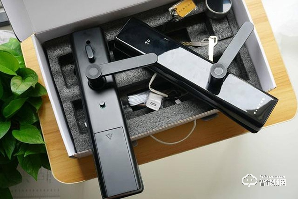 六大安全防護(hù)，華為智能家居生態(tài)鏈品多H1開啟你的智能生活