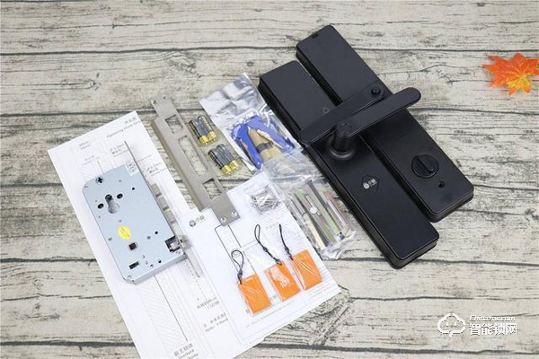 小益E206指紋鎖使用測(cè)評(píng) 千元鎖表現(xiàn)更出色