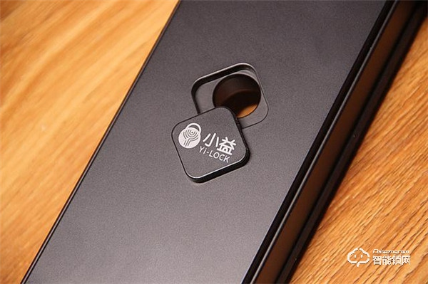 指紋鎖界的價格屠夫 小益指紋鎖E206入手體驗