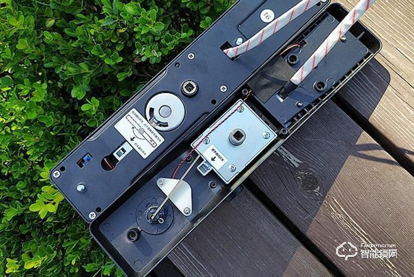 方正智能鎖評測：高科技時代，用方正智能鎖住家的安全