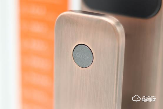 實力與顏值雙爆表！桔子物聯(lián)Orange R9全自動推拉智能鎖評測
