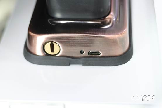 實力與顏值雙爆表！桔子物聯(lián)Orange R9全自動推拉智能鎖評測