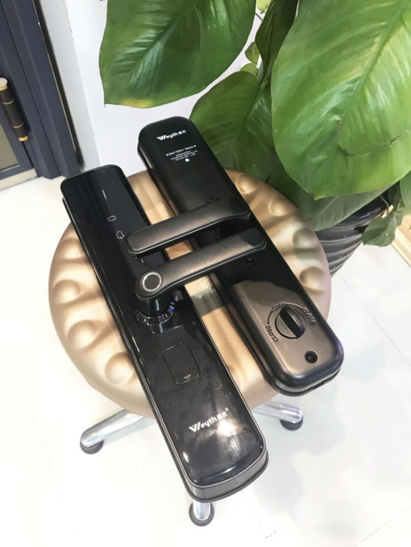 年輕人喜歡的智能鎖，有哪些特征？惠氏X66真實開箱測評