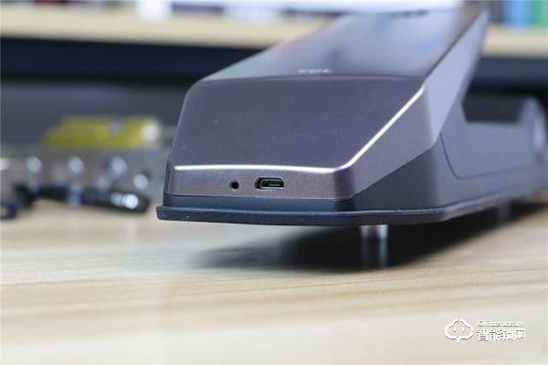 TCL智能鎖實力攪局，外觀新穎別樹一幟，一鍵開關更方便