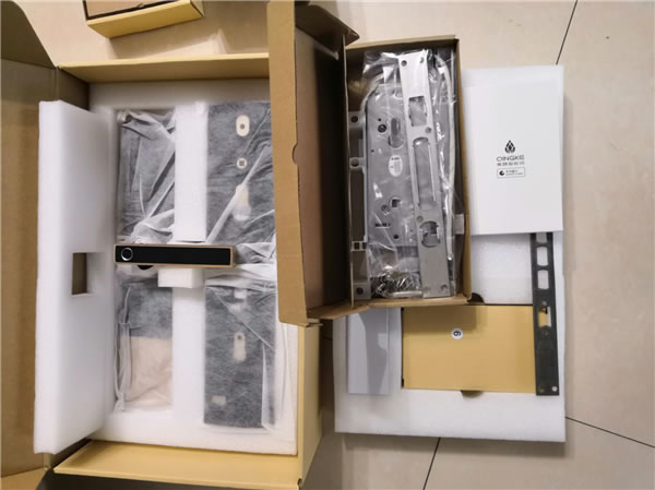 花粉青睞的智能鎖 | 青稞智能鎖E5H評測分享(支持華為錢包華為智卡)