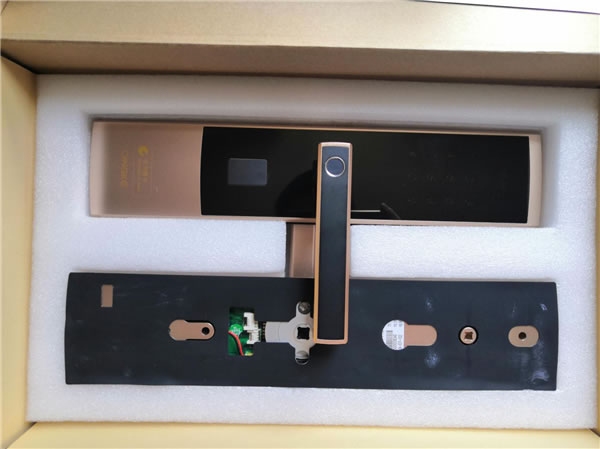 花粉青睞的智能鎖 | 青稞智能鎖E5H評測分享(支持華為錢包華為智卡)