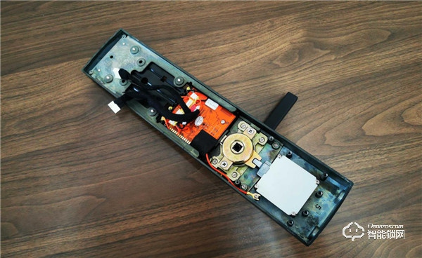 有顏有實力！華為智卡認(rèn)證青稞智能鎖T7拆機測評報告
