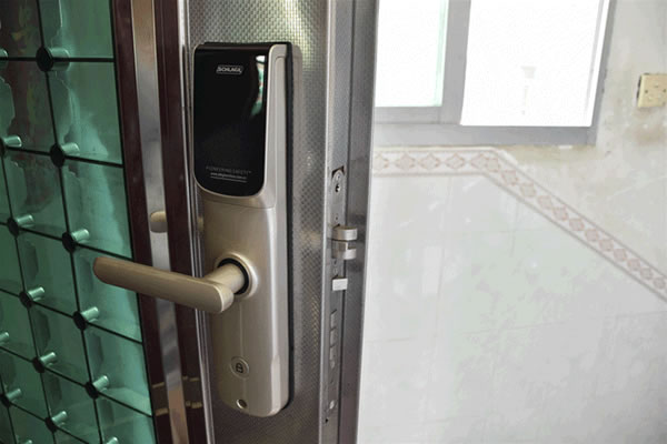 西勒奇指紋智能鎖好不好，指紋鎖對于馬大哈來說也很實(shí)用