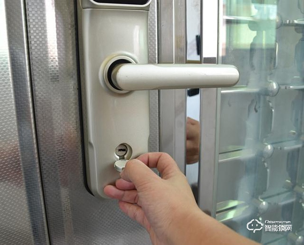 西勒奇指紋智能鎖好不好，指紋鎖對于馬大哈來說也很實(shí)用