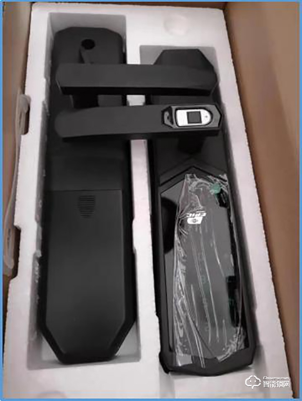 指紋鎖什么品牌好？德施曼、鹿客、派瑞軍工裝甲智能鎖試用測(cè)評(píng)