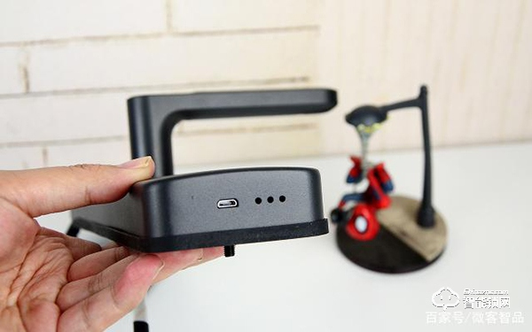 799元的簡(jiǎn)約智能門鎖小米有品定制版，五種解鎖方式，簡(jiǎn)約不簡(jiǎn)單