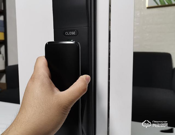 飛利浦Alpha智能門鎖評測：享受不被鑰匙束縛的自由