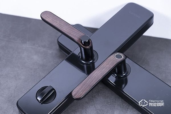 聯想智能門鎖E1測評：家庭升級智能門鎖的首選優品