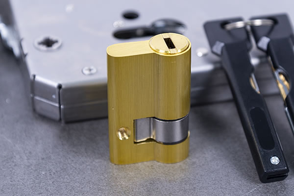 聯想智能門鎖E1測評：家庭升級智能門鎖的首選優品