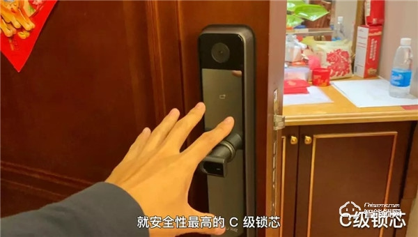 【測評】樂橙P6智能云鎖還帶攝像頭？貓眼都省了...