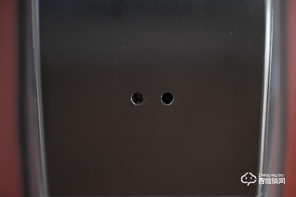 德施曼R7人臉識(shí)別智能鎖，換一個(gè)更加輕松的方式進(jìn)家門(mén)