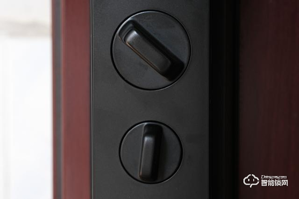 德施曼R7人臉識(shí)別智能鎖，換一個(gè)更加輕松的方式進(jìn)家門(mén)
