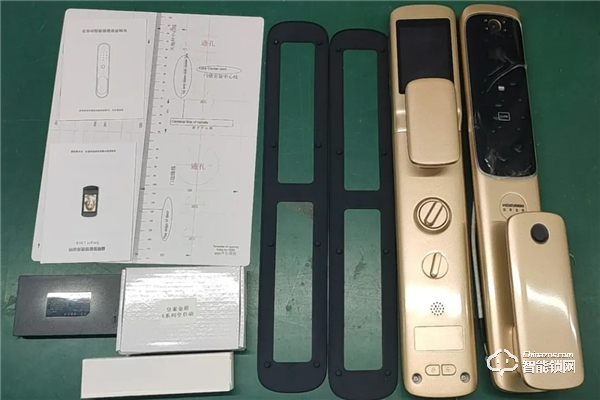 皇家金盾M30貓眼全自動(dòng)指紋鎖開箱鑒賞