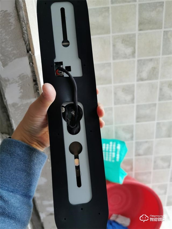 用了指紋鎖，才知道出門多便捷！希箭C1智能門鎖測評