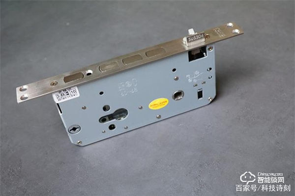 小愛同學開門,從此不帶鑰匙、性價比之王!小益E206MI智能鎖測評 小愛同學開門,從此不帶鑰匙、性價比之王!小益E206MI智能鎖測評