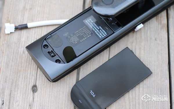 C級鎖芯+5D安全防護技術，TCL智能鎖安全杠桿滴