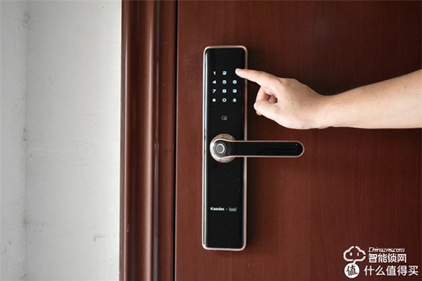 以前沒得選，現在全都要！凱迪仕智能鎖天貓精靈定制款測評