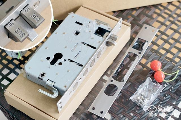 小益X6智能鎖天貓版測評：門鈴貓眼和門鎖三合一，更安全更實惠