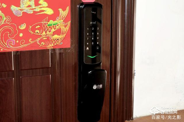 小益X6智能鎖天貓版測評：門鈴貓眼和門鎖三合一，更安全更實惠