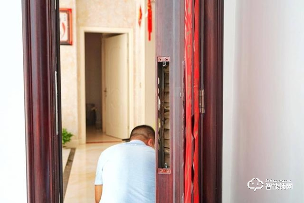 小米智能門鎖E上手：高性價(jià)比+體驗(yàn)才是王道