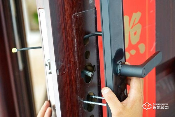小米智能門鎖E上手：高性價(jià)比+體驗(yàn)才是王道
