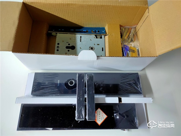 輕租智能鎖真實(shí)測評：租的放心，管的省心