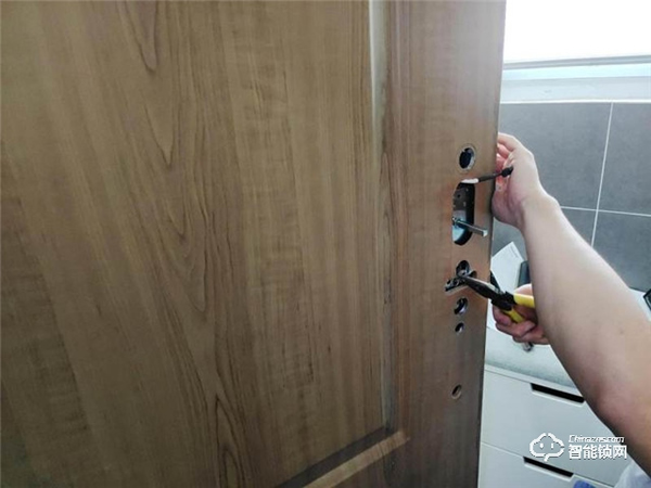 顏值、安全、智能，松下72系智能鎖使用評測