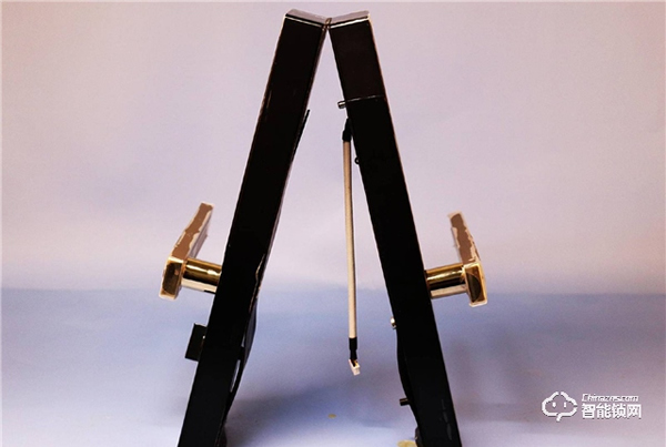 主打智能門鎖品牌裝修新房換門鎖，智能歐瑞博智能鎖給你安家防護(hù)