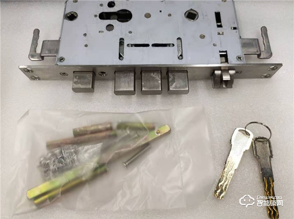 買把智能鎖送家里老人，LOCKSIGA洛克思格智能鎖體驗