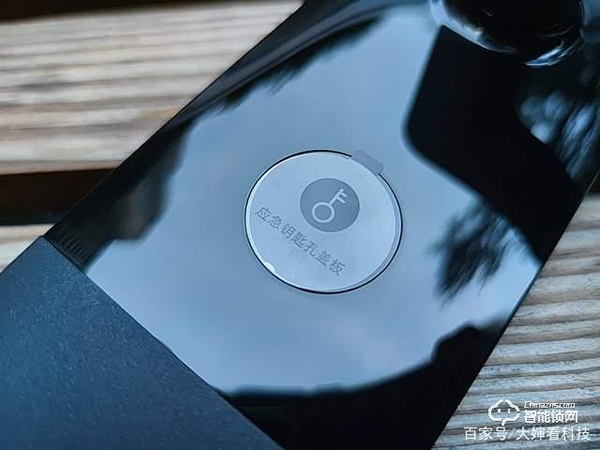 老丟鑰匙不如扔掉鑰匙，讓你家的門更加安全，小米智能門鎖E體驗