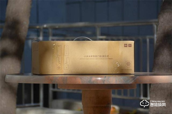 米家推拉式指紋鎖評測：顏值與實力共存，6種開鎖方式全家通用