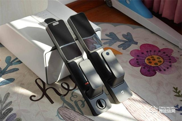 米家推拉式指紋鎖評測:顏值與實力共存,6種開鎖方式全家通用 米家推拉式指紋鎖評測:顏值與實力共存,6種開鎖方式全家通用